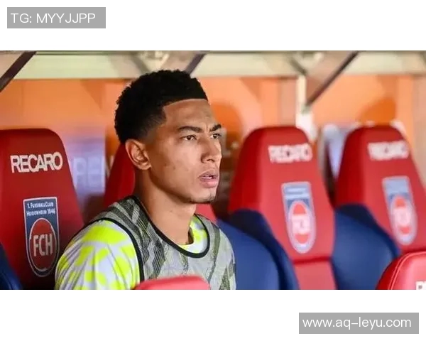 小贝林厄姆因多特出场机会不足或将在冬窗转会离队 小贝林厄姆因多特出场机会不足或将在冬窗转会离队