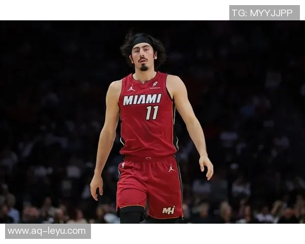 哈克斯高效表现12投10中砍下22分2篮板7助攻助球队获胜 哈克斯高效表现12投10中砍下22分2篮板7助攻助球队获胜