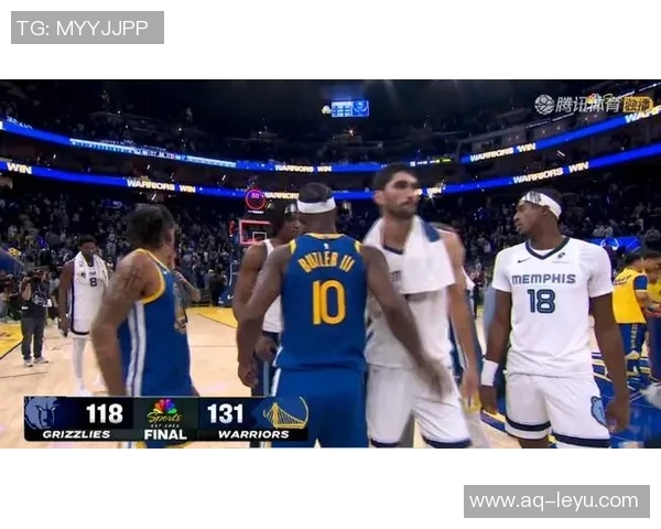 勇士半场领先灰熊4分巴特勒与莫兰特分别贡献16分和15分表现抢眼 勇士半场领先灰熊4分巴特勒与莫兰特分别贡献16分和15分表现抢眼